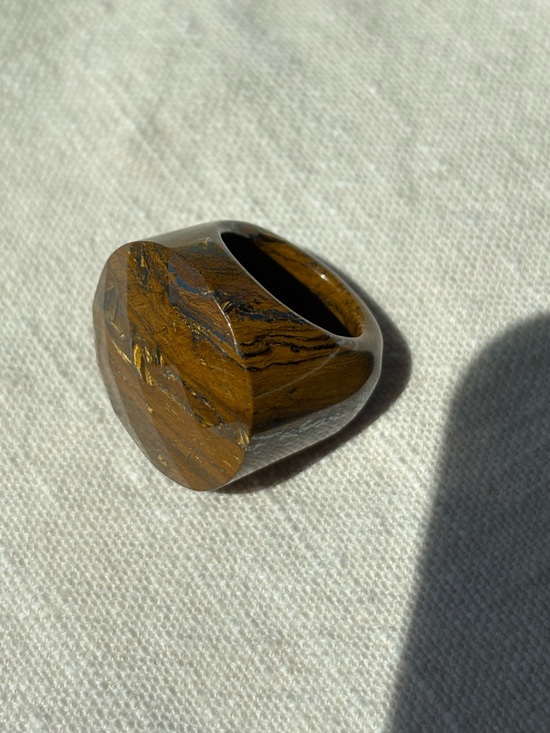 Jewelry - Polished Brown Resin Dome Ring